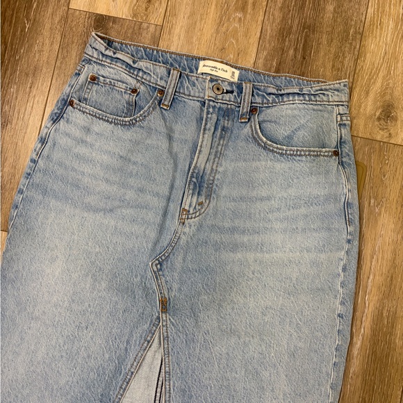 Abercrombie & Fitch Light Blue Midi Skirt - Picture 7 of 12